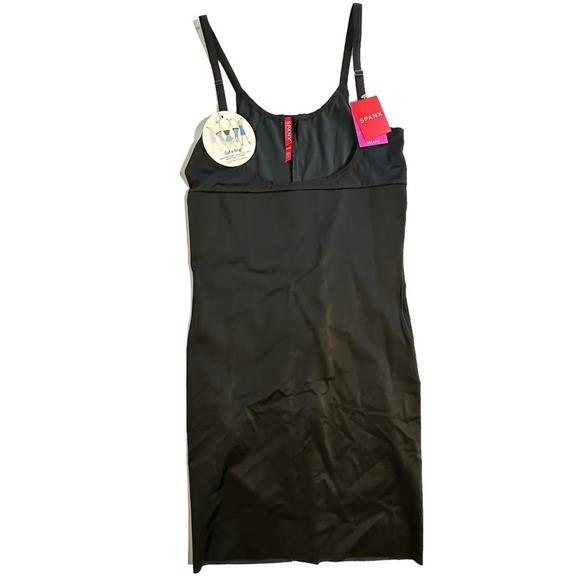 NWT Spanx Open Bust Full Slip Black Medium - Picture 1 of 10